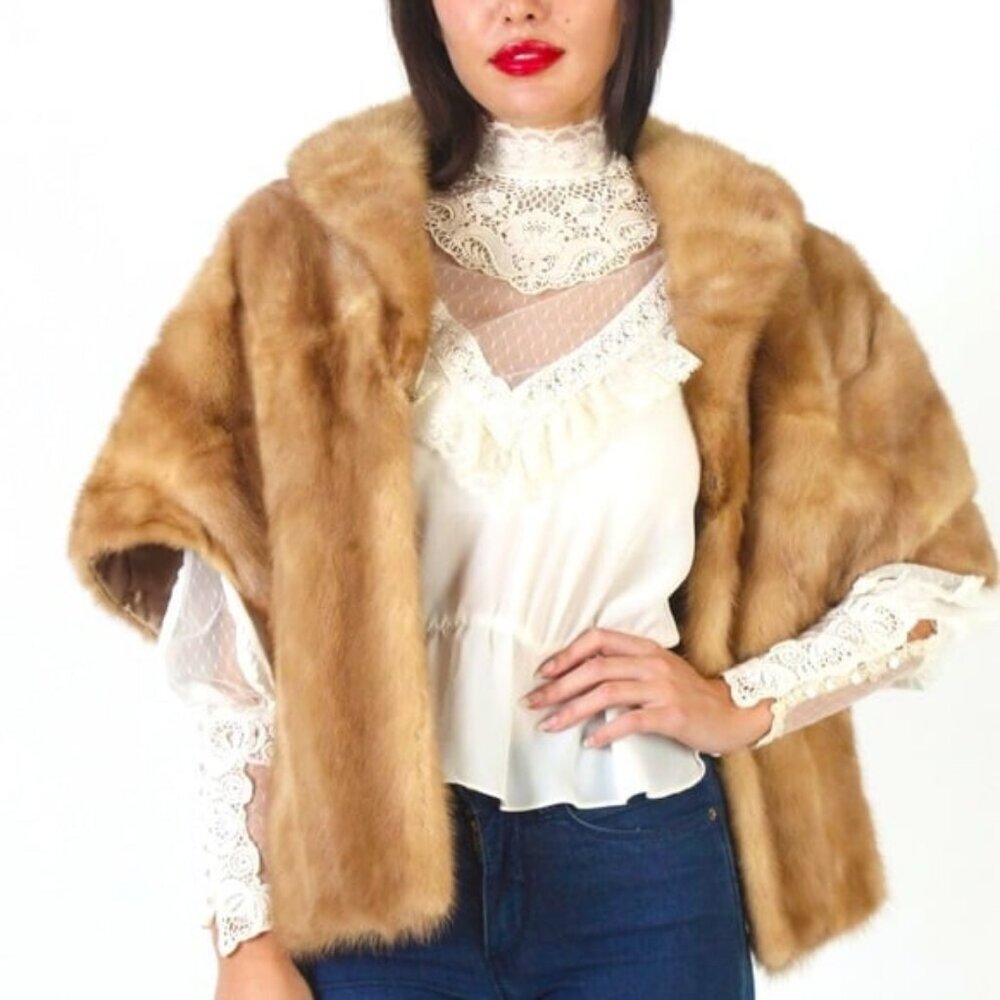 Handcrafted Vintage Golden Mink Fur Stole Over-the-Shoulders Cape M
